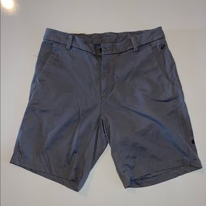 Men’s Lululemon Athletica Commission Classic fit short.  9” inseam. Size 32.